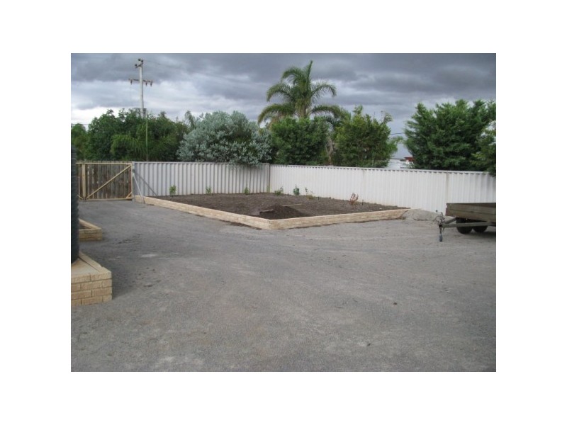 13 Candlebark Drive, Strathalbyn WA 6530