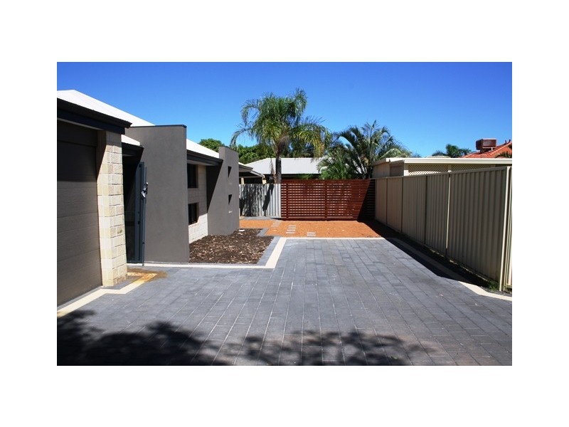 242B Second Street, Wonthella WA 6530