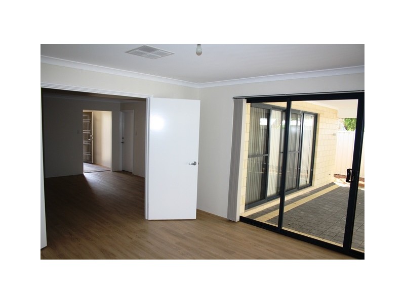 242B Second Street, Wonthella WA 6530