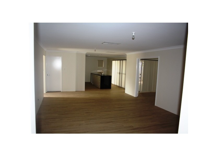 242B Second Street, Wonthella WA 6530