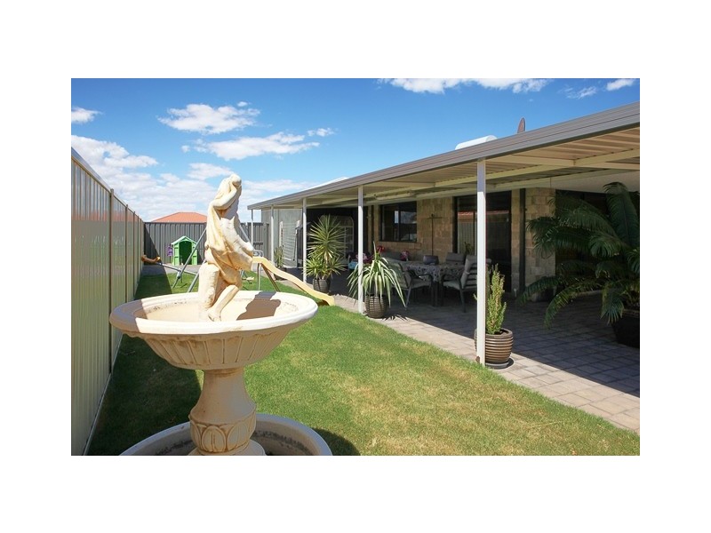 1 Ocean Queen Drive, Wandina WA 6530