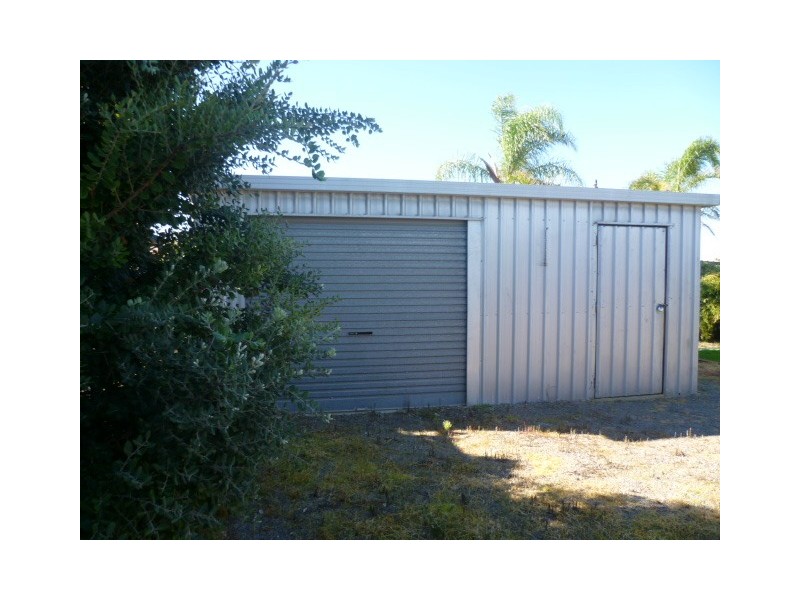 10 Thames Drive, Cape Burney WA 6532