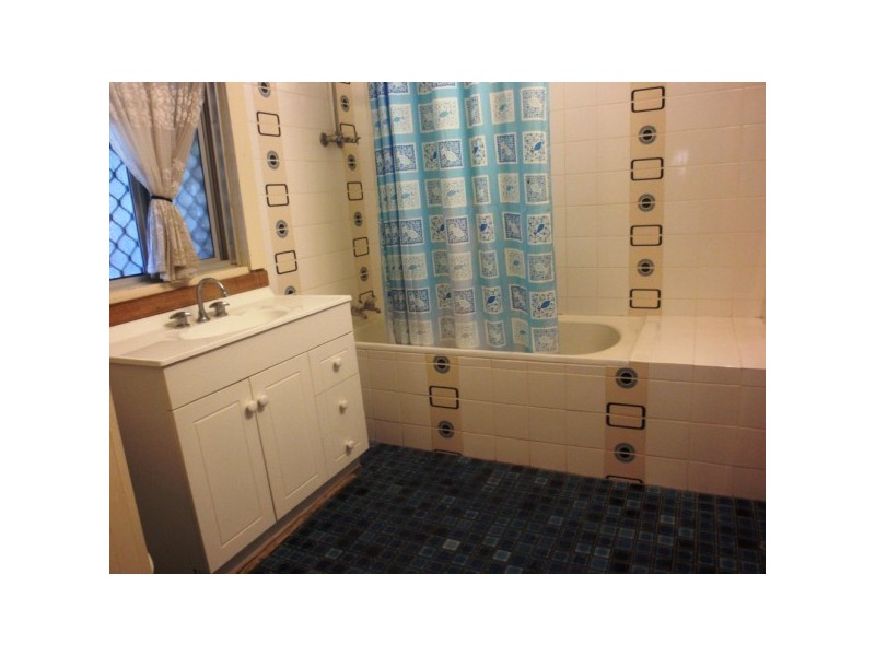 115 Augustus Street, Geraldton WA 6530