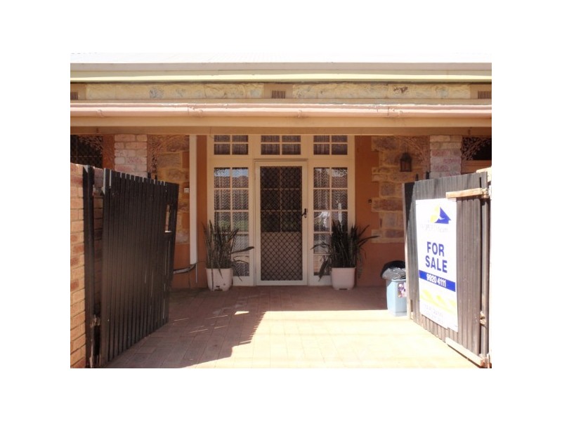 115 Augustus Street, Geraldton WA 6530