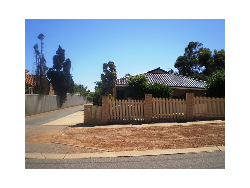 5 Hosken Street, Bluff Point WA 6530