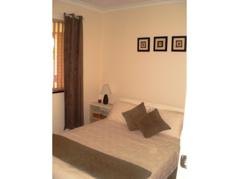 5 Hosken Street, Bluff Point WA 6530