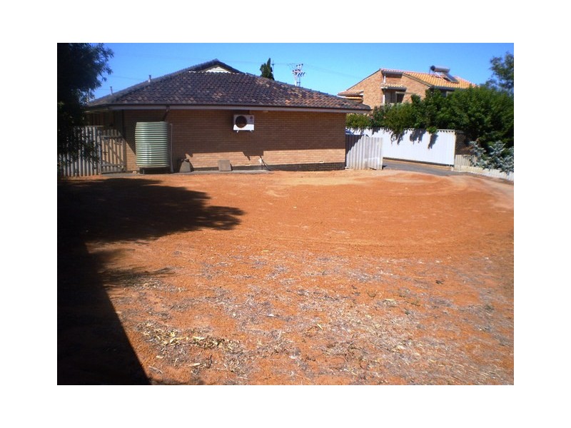 5 Hosken Street, Bluff Point WA 6530