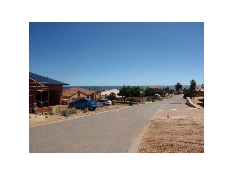 20 Endeavour Drive, Wandina WA 6530