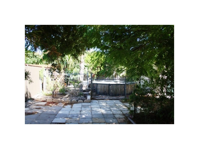 18 Askew Road, Geraldton WA 6530