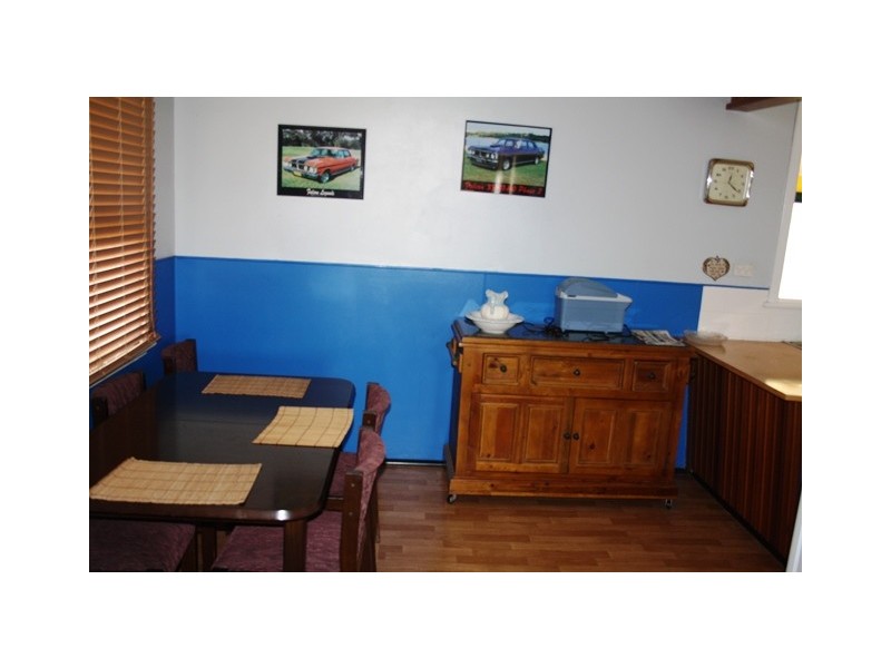 208 Second Street, Wonthella WA 6530