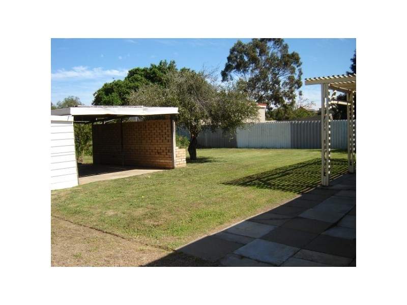 208 Second Street, Wonthella WA 6530