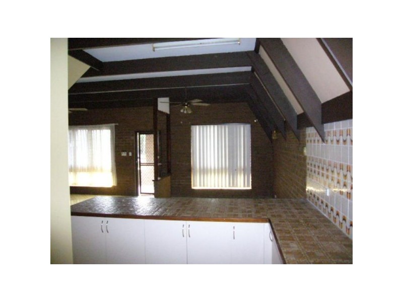 10 Devenish Street, Utakarra WA 6530