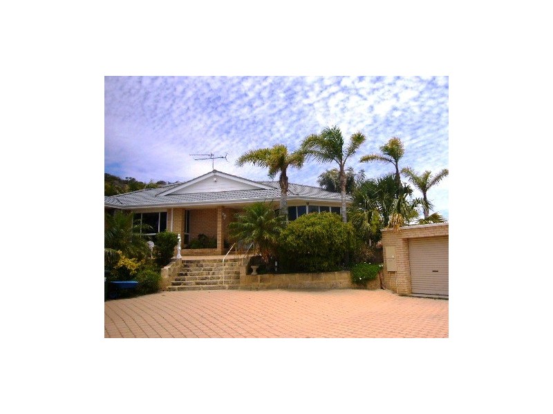 24 Endeavour Drive, Wandina WA 6530