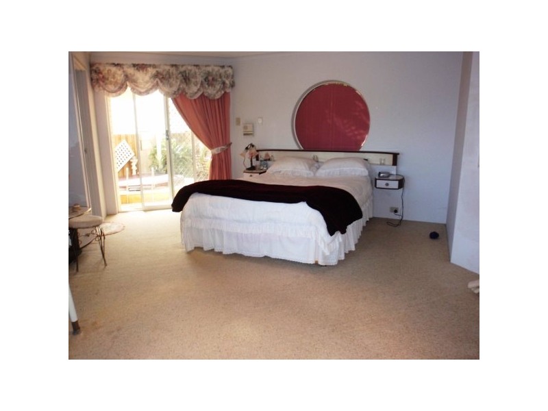 24 Endeavour Drive, Wandina WA 6530