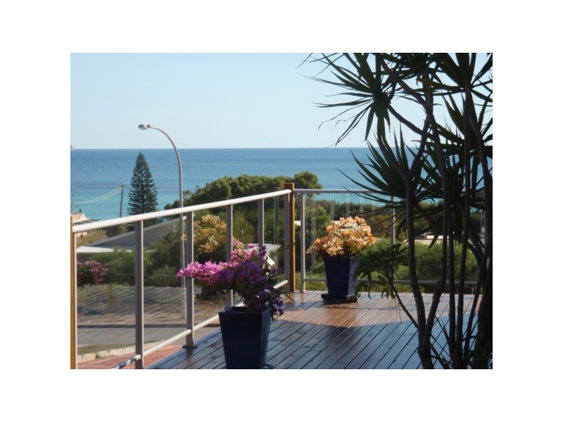 14 Tailer Street, Drummond Cove WA 6532