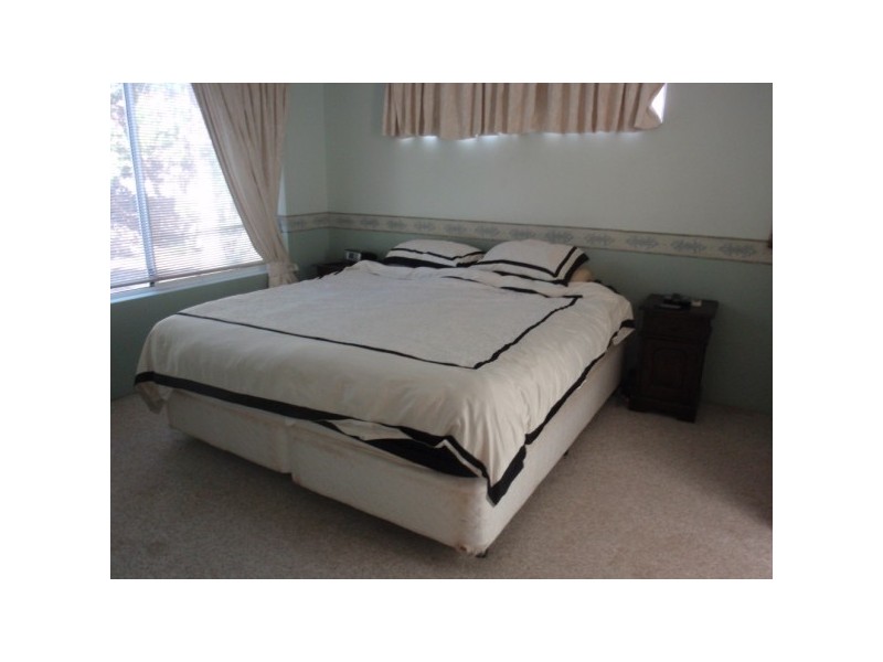 6 Seaview Boulevard, Wandina WA 6530