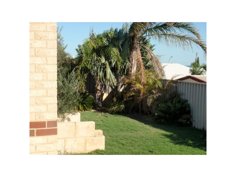 6 Seaview Boulevard, Wandina WA 6530