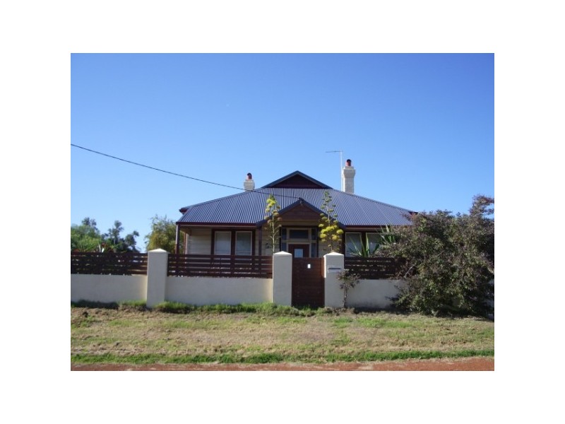 3 James Street, Geraldton WA 6530