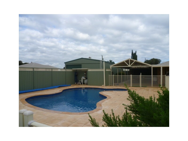 5 Manning Place, Utakarra WA 6530