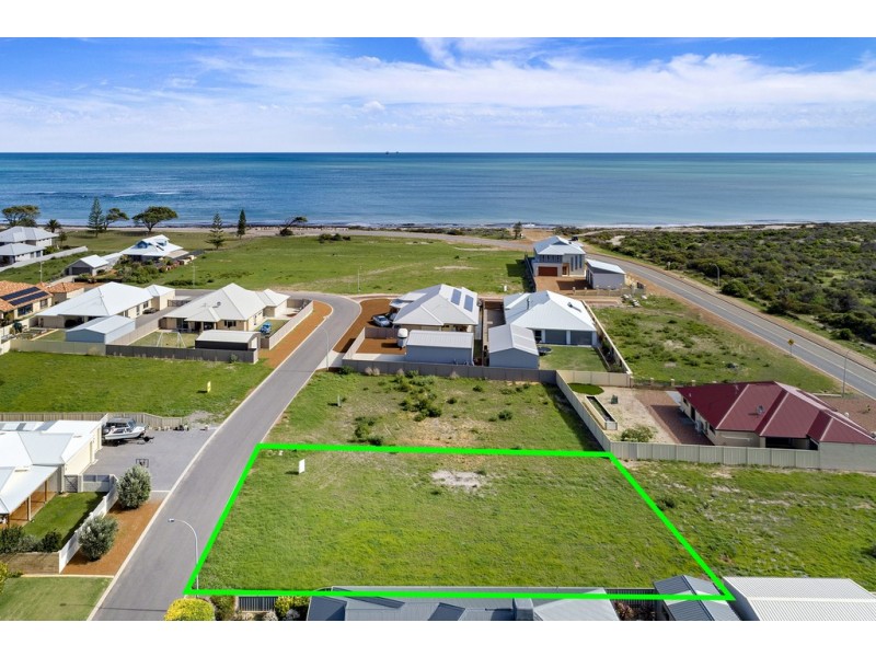 19 Wavecrest Circle, Drummond Cove WA 6532