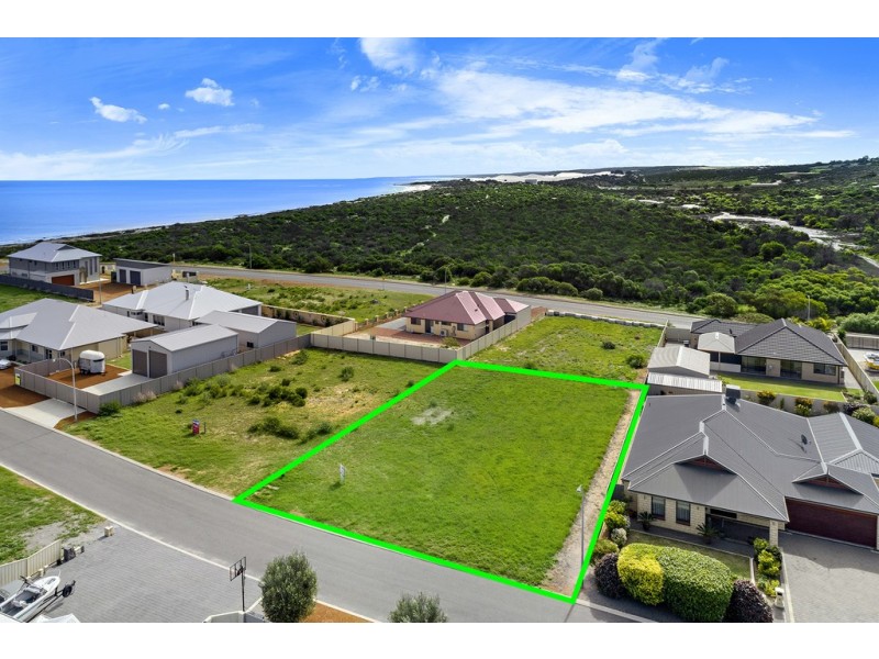 19 Wavecrest Circle, Drummond Cove WA 6532