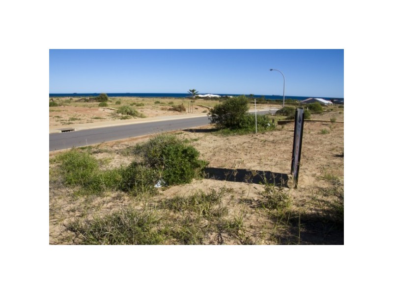 7 Swell Terrace, Glenfield WA 6532