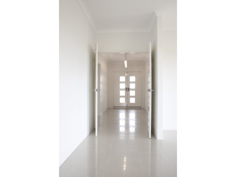 43 Reef Boulevard, Drummond Cove WA 6532