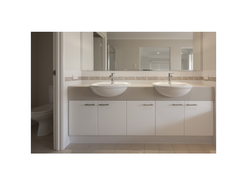 43 Reef Boulevard, Drummond Cove WA 6532