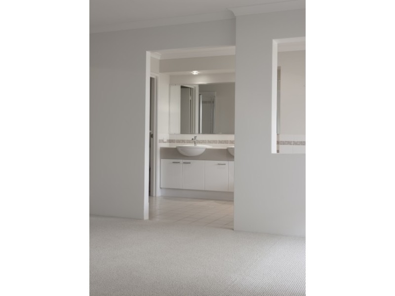 43 Reef Boulevard, Drummond Cove WA 6532