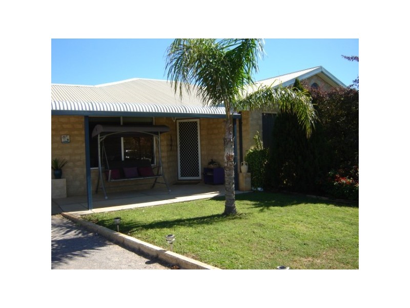 11 Sugarwood Court, Strathalbyn WA 6530