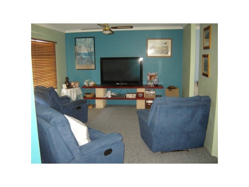 11 Sugarwood Court, Strathalbyn WA 6530