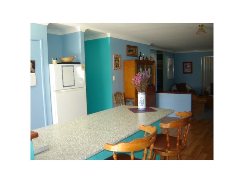 11 Sugarwood Court, Strathalbyn WA 6530