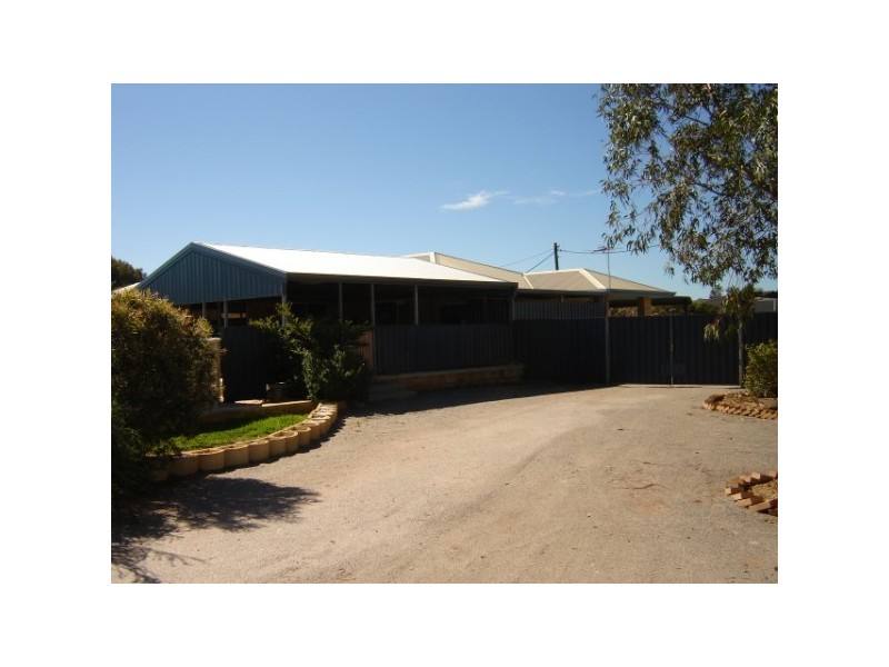 11 Sugarwood Court, Strathalbyn WA 6530