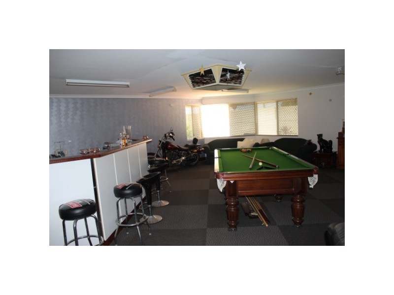 4 Kultown Drive, Waggrakine WA 6530