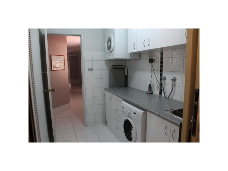 4 Kultown Drive, Waggrakine WA 6530