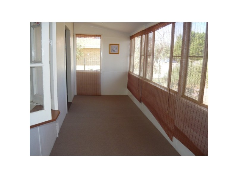 219 Third Street, Wonthella WA 6530