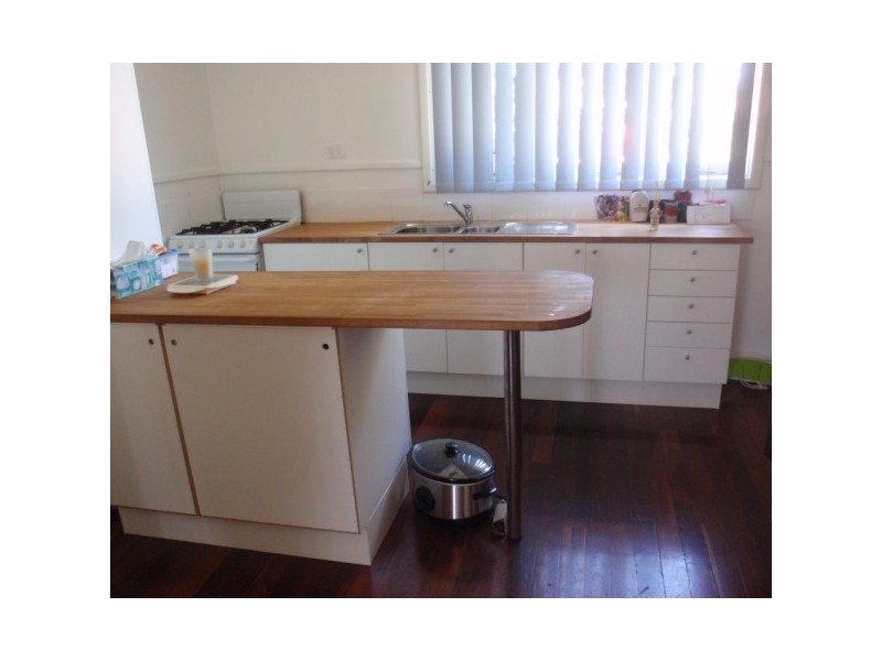 8 Hovea Street, Rangeway WA 6530