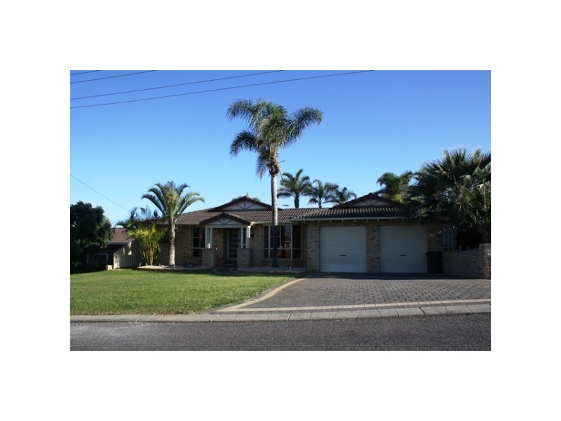 11 Sandown Close, Tarcoola Beach WA 6530