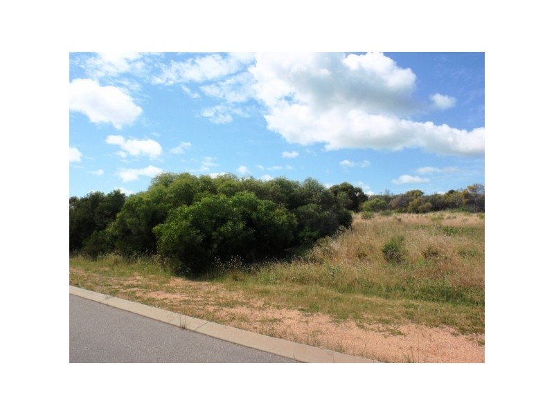 24 Thames Drive, Cape Burney WA 6532