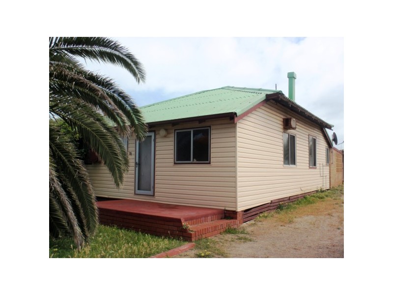 25 Maley Way, Beachlands WA 6530