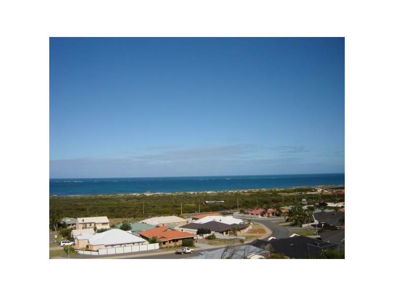 17 Beacon Rise, Wandina WA 6530