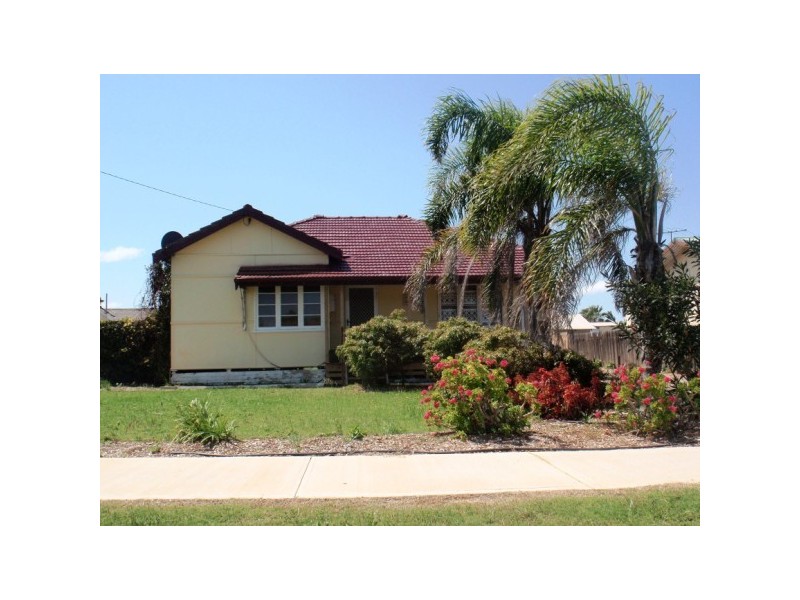 29 Crowther Street, Beachlands WA 6530