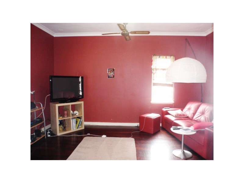 29 Crowther Street, Beachlands WA 6530