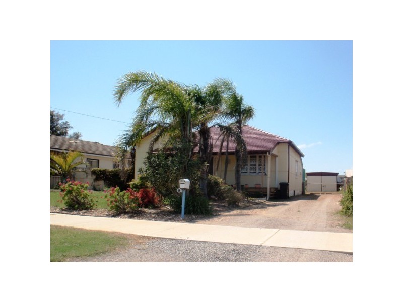 29 Crowther Street, Beachlands WA 6530