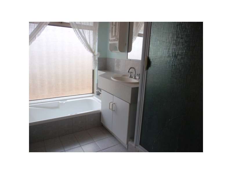 23 Oceanside Drive, Wandina WA 6530