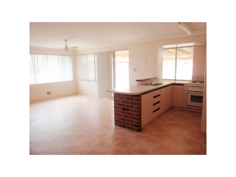 23 Oceanside Drive, Wandina WA 6530