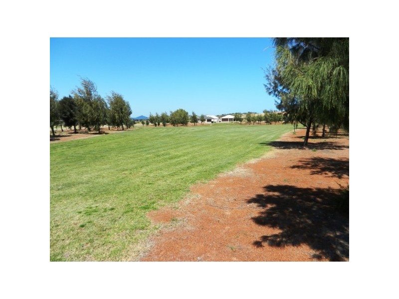 58 Stillwater Avenue, Drummond Cove WA 6532