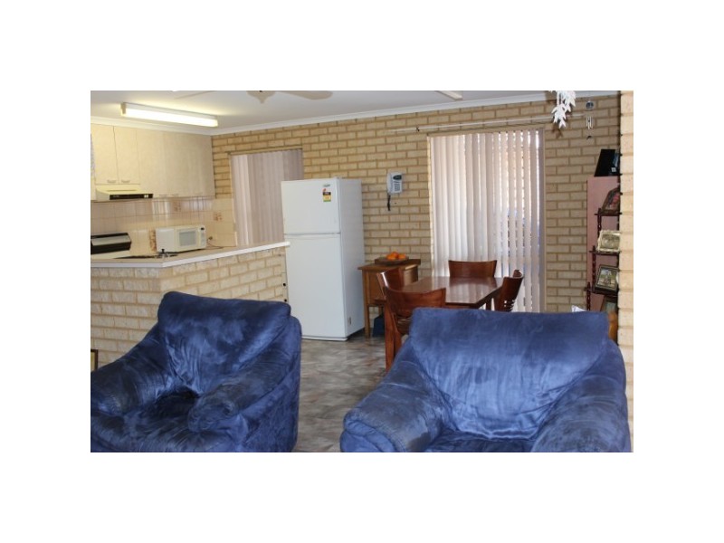 5/39 Assen Street, Utakarra WA 6530