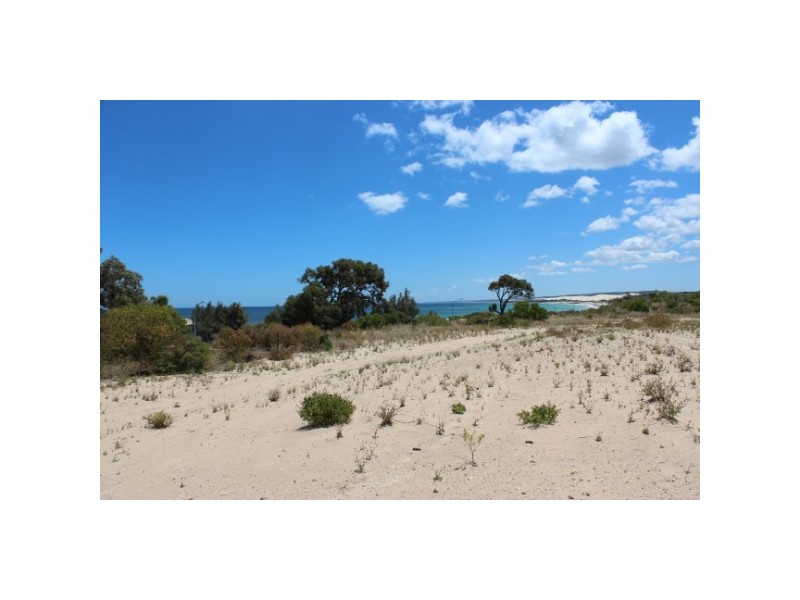 69 Whitehill Road, Drummond Cove WA 6532