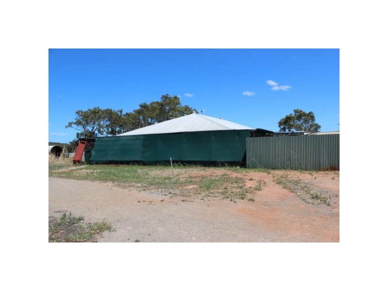 468 Chapman Rd East, East Chapman WA 6532